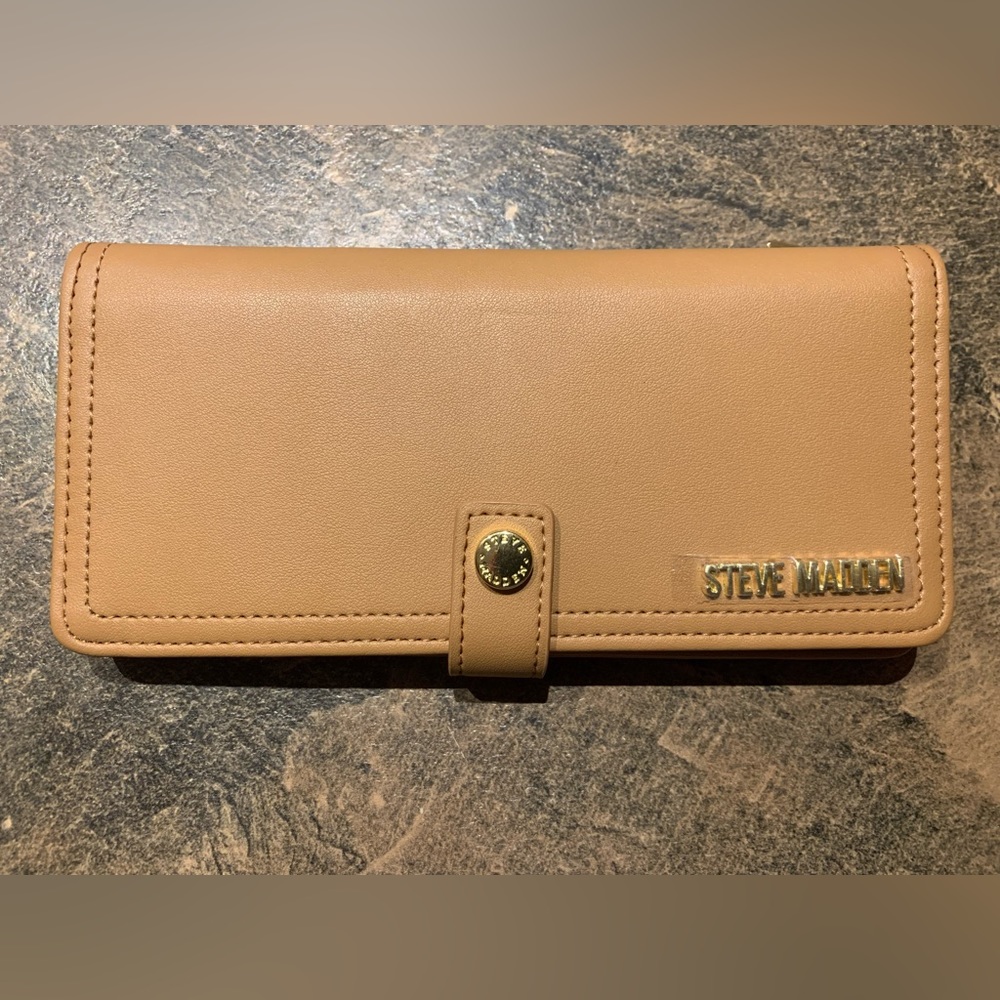 Steve Madden Wallet